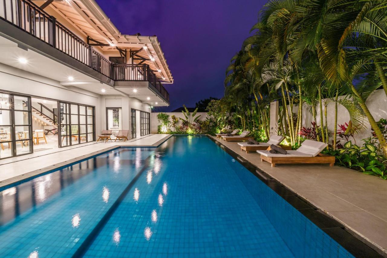 Villa Okenada - Modern 5-Bedroom Pool Villa In Berawa! Чангу Екстер'єр фото